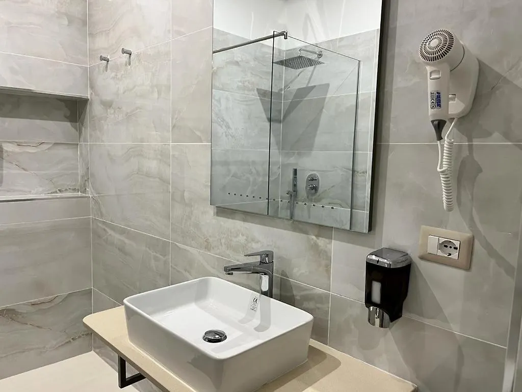 Avio Suite Naples 0*,  Italy